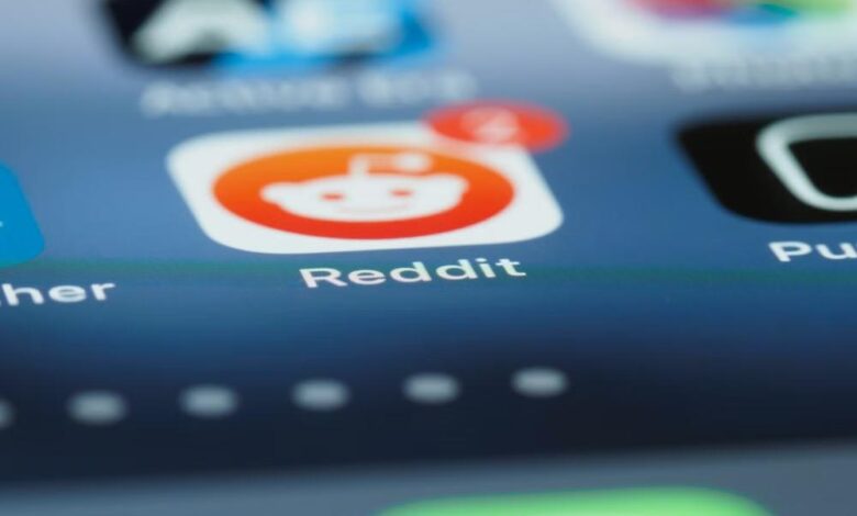 Instagram vs Reddit for brand marketing comparison